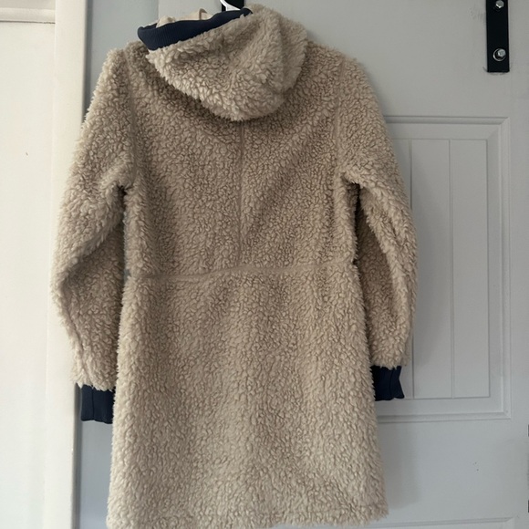 Patagonia womens Sherpa jacket 
Size XS - Picture 3 of 3